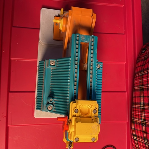 1967 fisher price lift and load depot - Picture 2 of 5